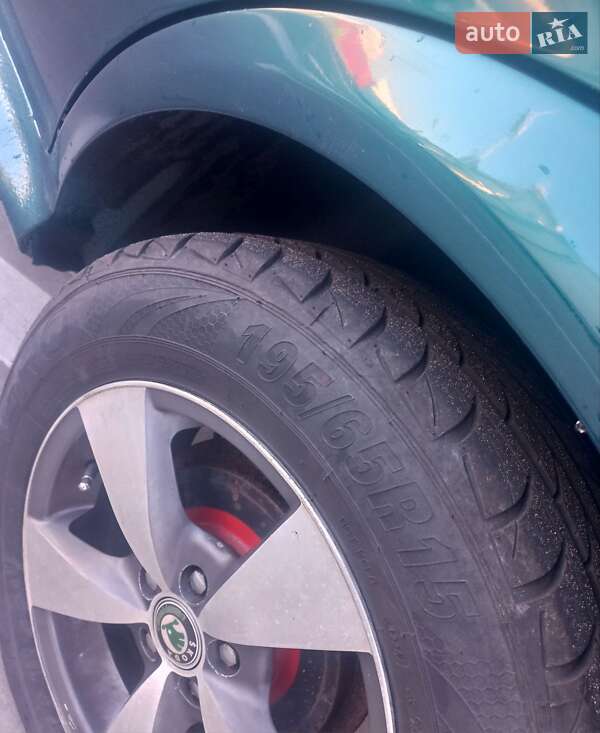 Лифтбек Skoda Octavia 1999 в Киеве