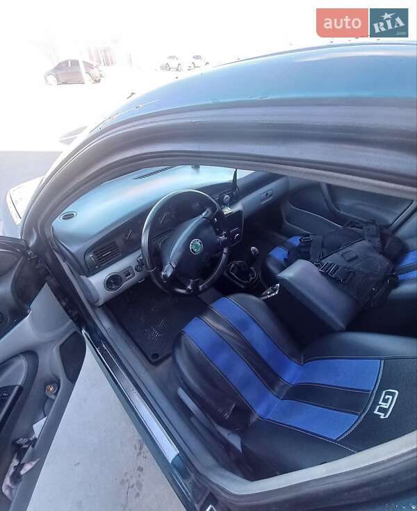 Лифтбек Skoda Octavia 1999 в Киеве