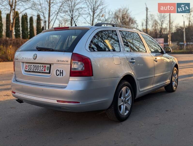 Универсал Skoda Octavia 2010 в Луцке