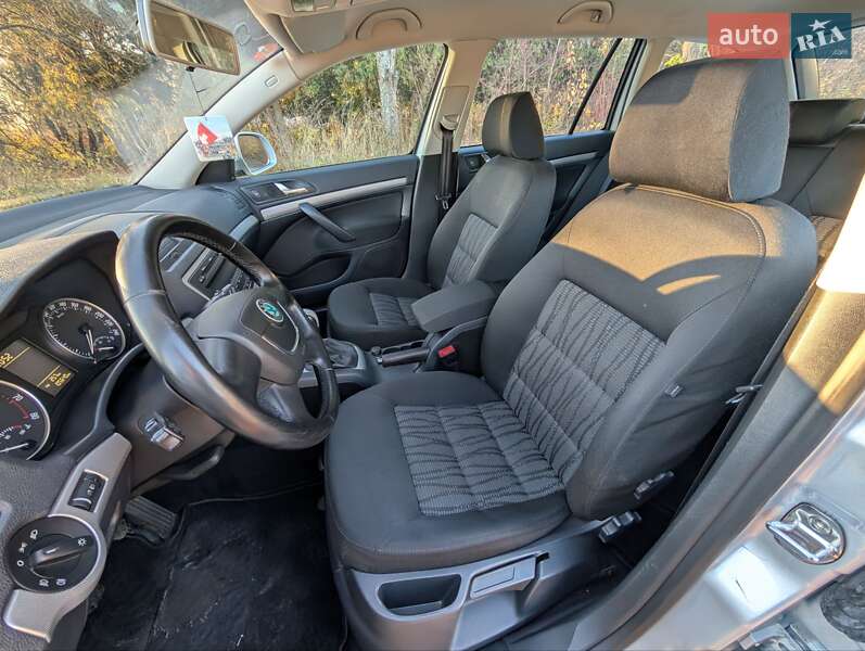 Универсал Skoda Octavia 2010 в Луцке