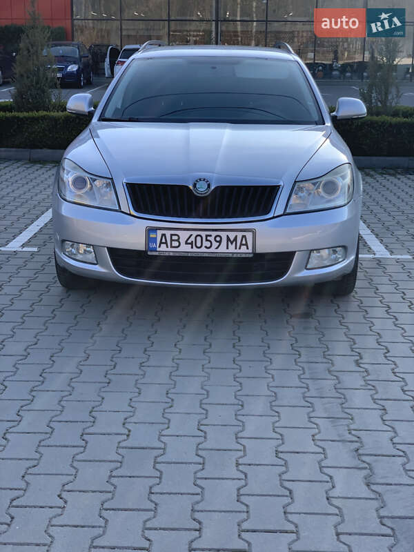 Універсал Skoda Octavia 2010 в Вінниці