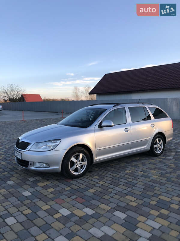 Универсал Skoda Octavia 2012 в Бродах