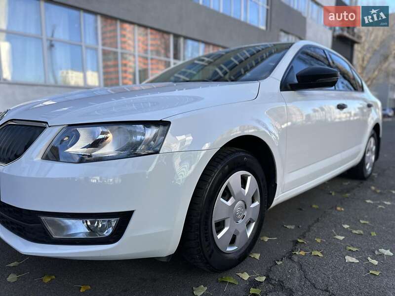 Лифтбек Skoda Octavia 2016 в Киеве
