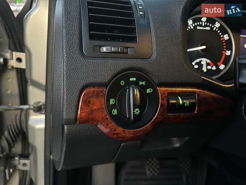 Лифтбек Skoda Octavia 2009 в Житомире