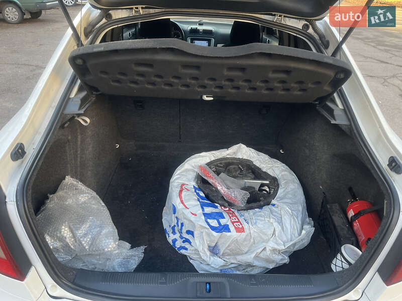 Лифтбек Skoda Octavia 2012 в Нежине фото 25 Лифтбек Skoda Octavia 2012 в Нежине