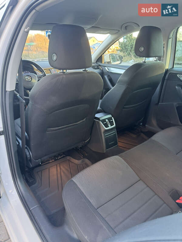 Универсал Skoda Octavia 2016 в Львове