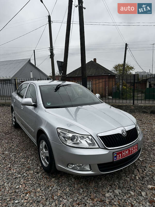 Лифтбек Skoda Octavia 2009 в Первомайске фото Лифтбек Skoda Octavia 2009 в Первомайске