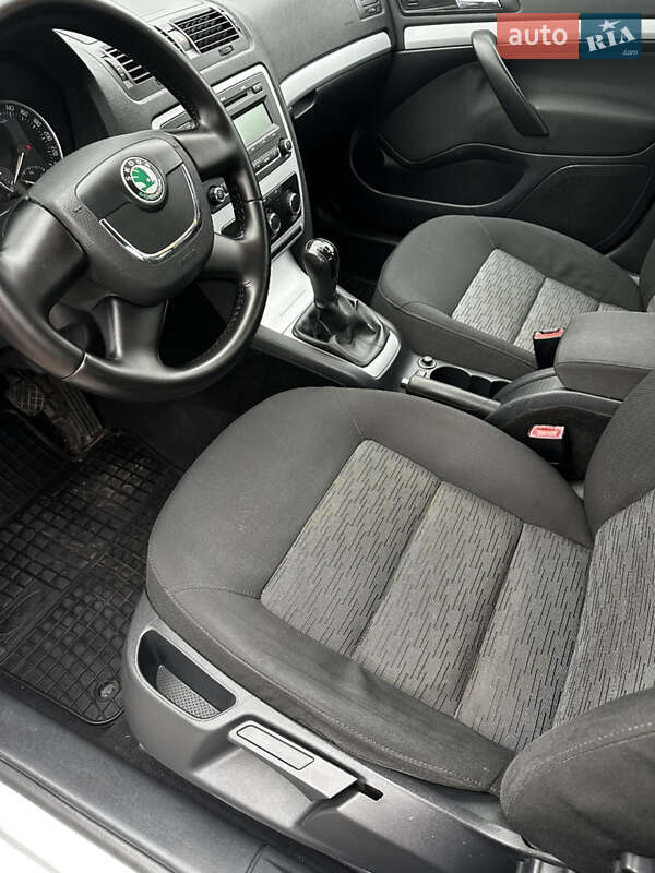 Лифтбек Skoda Octavia 2009 в Первомайске фото 14 Лифтбек Skoda Octavia 2009 в Первомайске