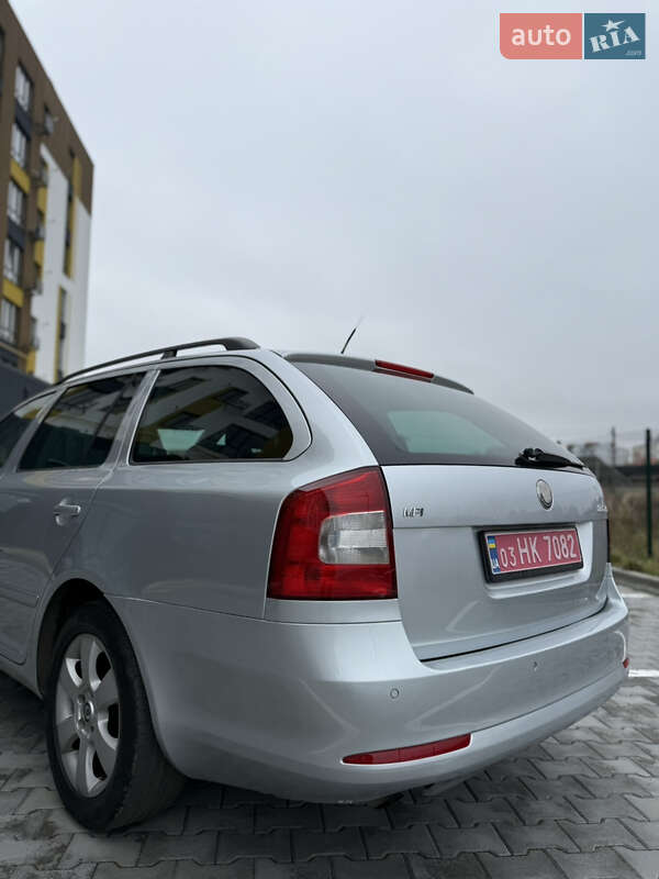 Универсал Skoda Octavia 2010 в Луцке