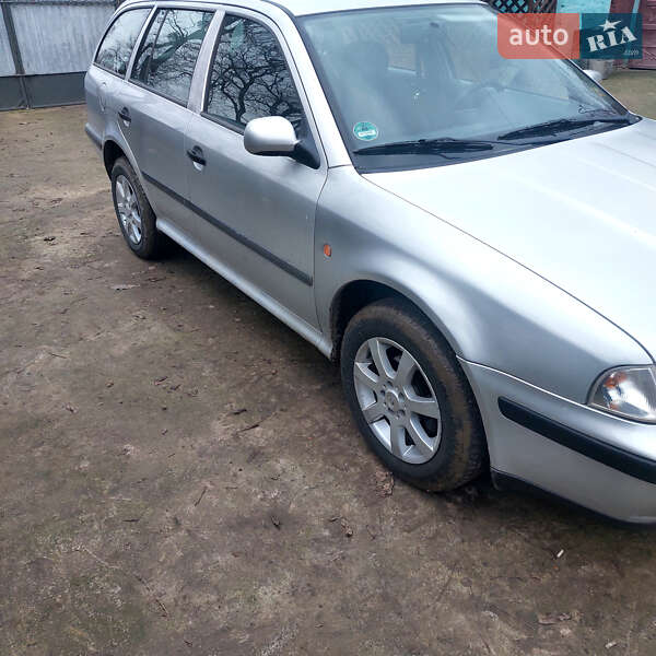 Универсал Skoda Octavia 1999 в Немирове