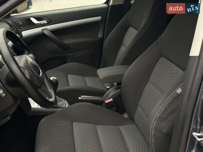 Универсал Skoda Octavia 2009 в Луцке фото 19 Универсал Skoda Octavia 2009 в Луцке