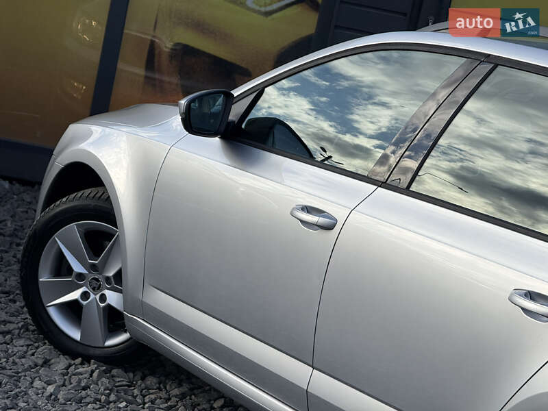 Универсал Skoda Octavia 2014 в Стрые