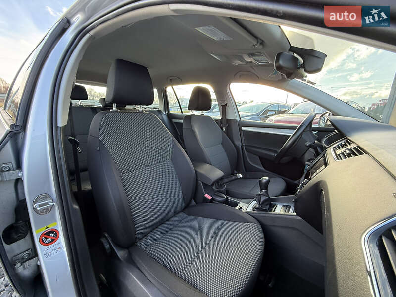 Универсал Skoda Octavia 2014 в Стрые