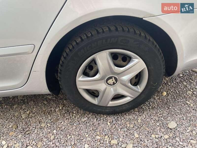 Универсал Skoda Octavia 2010 в Самборе