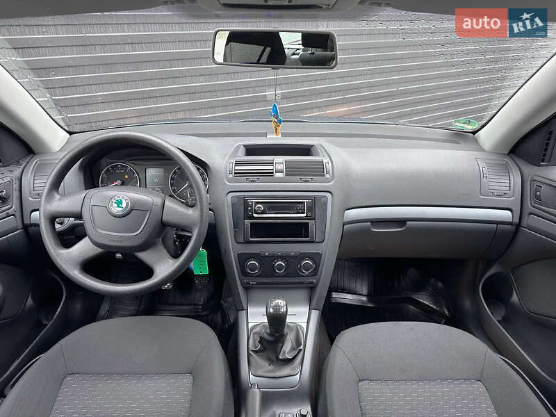 Универсал Skoda Octavia 2012 в Каменском