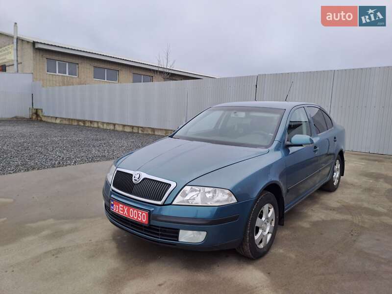 Лифтбек Skoda Octavia 2005 в Славуте