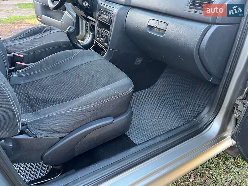 Лифтбек Skoda Octavia 2007 в Березане