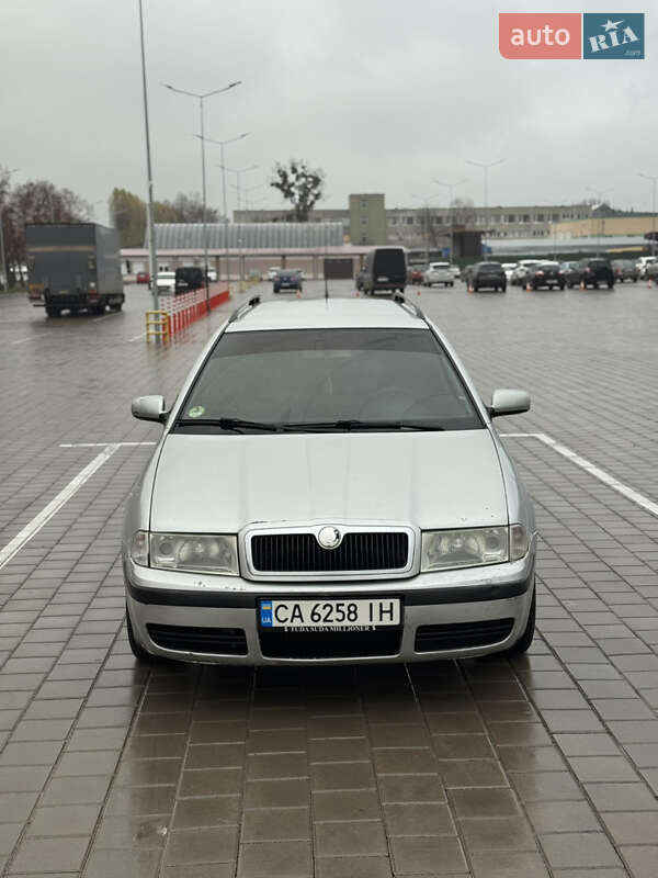 Универсал Skoda Octavia 2002 в Черкассах