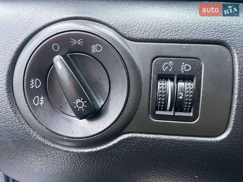 Лифтбек Skoda Octavia 2004 в Киеве