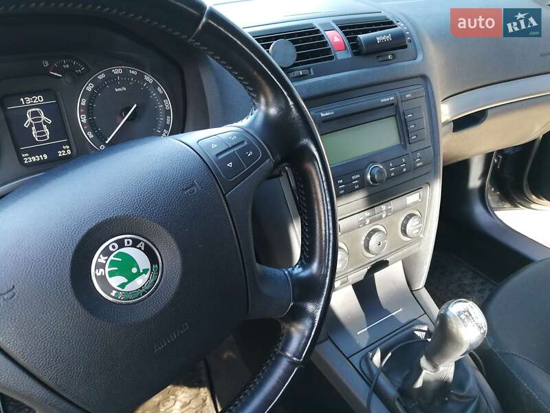 Лифтбек Skoda Octavia 2008 в Киеве фото 11 Лифтбек Skoda Octavia 2008 в Киеве