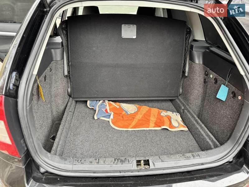 Универсал Skoda Octavia 2010 в Харькове