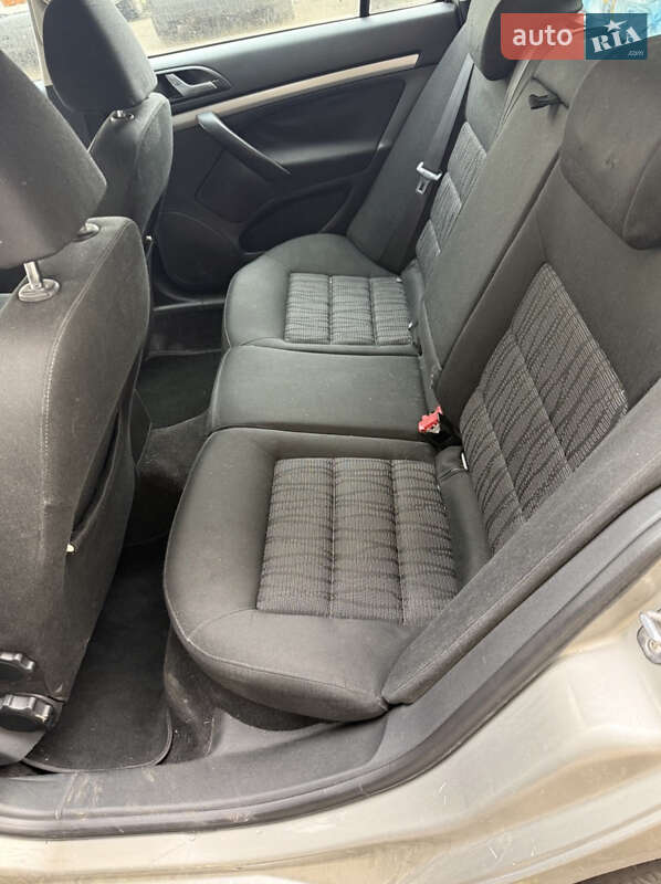 Универсал Skoda Octavia 2010 в Ивано-Франковске фото 8 Универсал Skoda Octavia 2010 в Ивано-Франковске