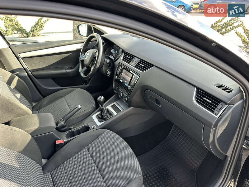 Универсал Skoda Octavia 2013 в Луцке