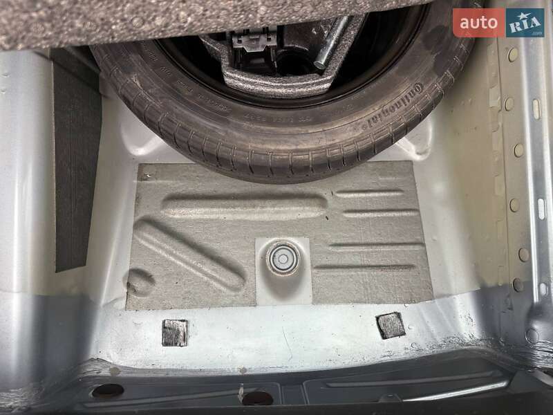 Лифтбек Skoda Octavia 2004 в Кропивницком