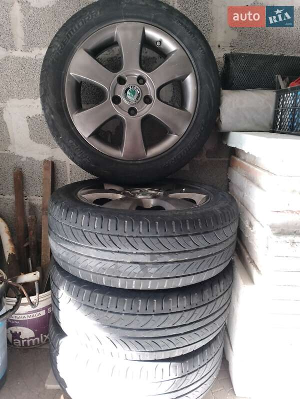 Ліфтбек Skoda Octavia 2011 в Городку