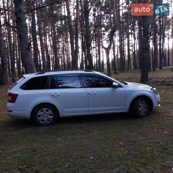 Универсал Skoda Octavia 2014 в Киеве фото 3 Универсал Skoda Octavia 2014 в Киеве