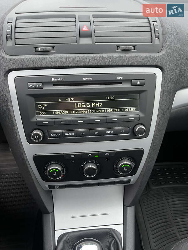 Лифтбек Skoda Octavia 2009 в Звягеле