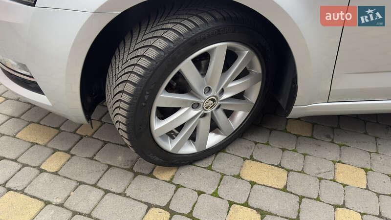 Универсал Skoda Octavia 2018 в Сваляве