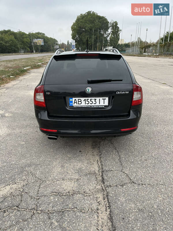 Универсал Skoda Octavia 2012 в Кропивницком