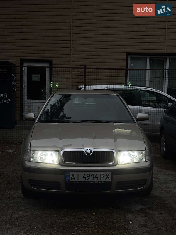 Лифтбек Skoda Octavia 2005 в Киеве