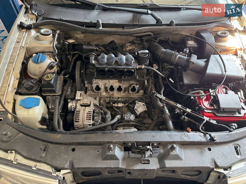 Лифтбек Skoda Octavia 2005 в Киеве