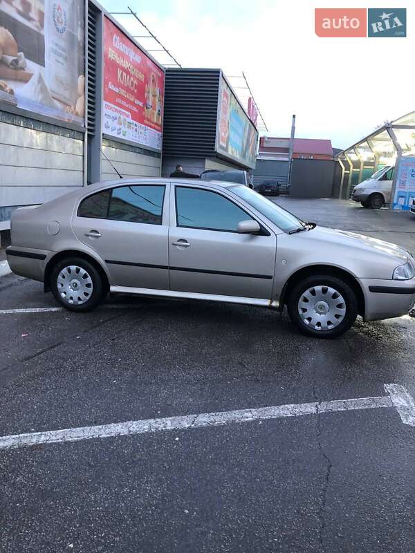 Лифтбек Skoda Octavia 2006 в Харькове