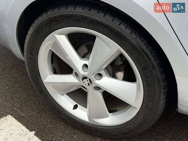 Универсал Skoda Octavia 2019 в Киеве