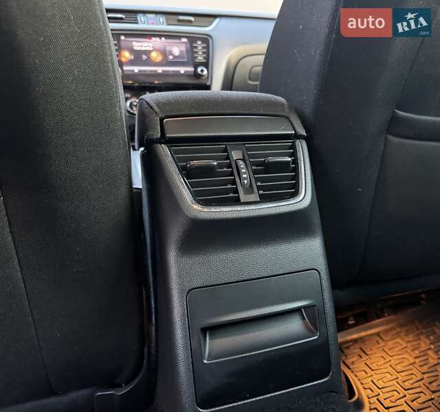 Универсал Skoda Octavia 2017 в Львове