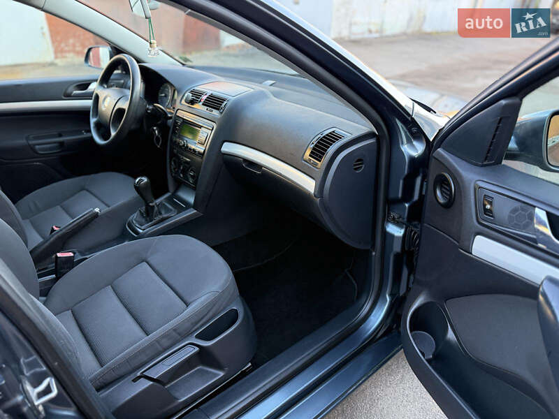 Универсал Skoda Octavia 2006 в Умани