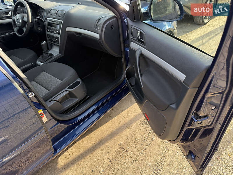 Универсал Skoda Octavia 2013 в Кременце