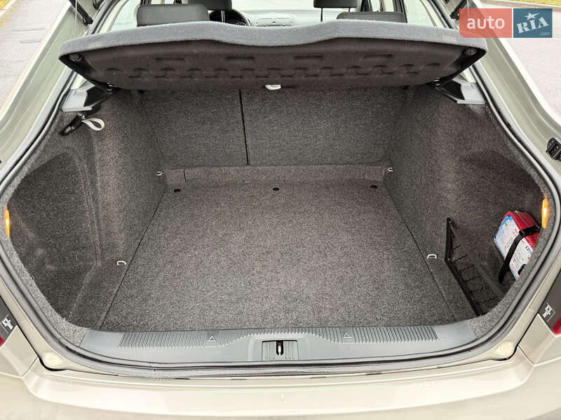 Лифтбек Skoda Octavia 2009 в Виннице