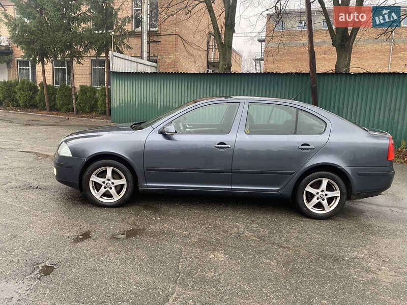 Лифтбек Skoda Octavia 2008 в Киеве