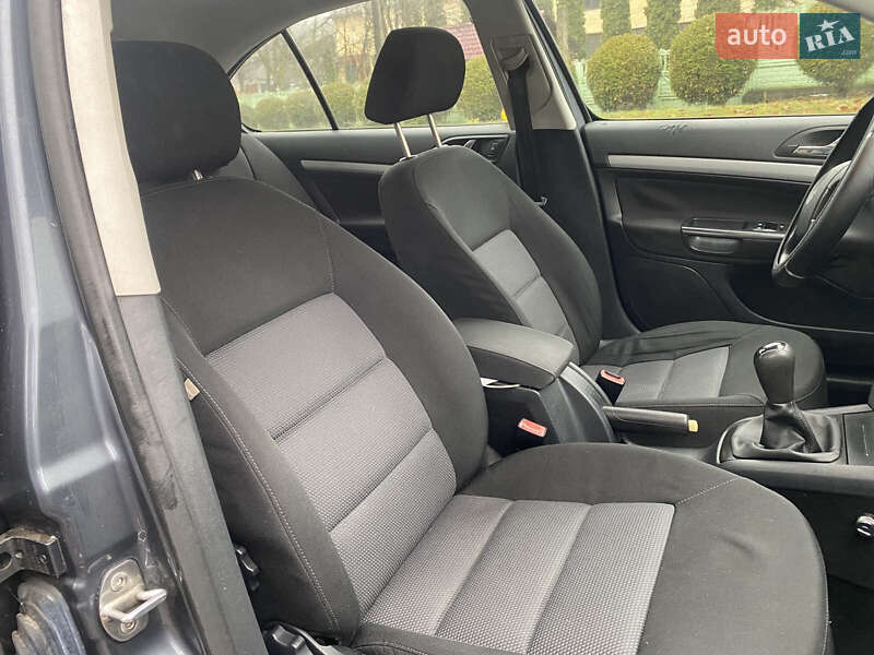 Лифтбек Skoda Octavia 2008 в Киеве