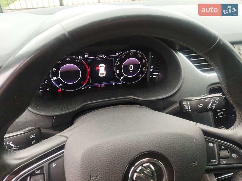 Универсал Skoda Octavia 2019 в Звягеле