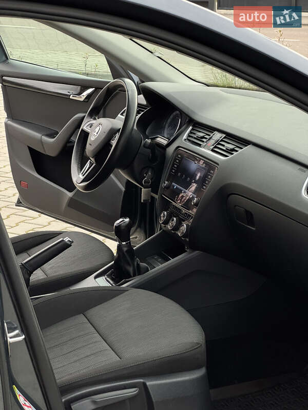 Универсал Skoda Octavia 2017 в Дрогобыче фото 52 Универсал Skoda Octavia 2017 в Дрогобыче