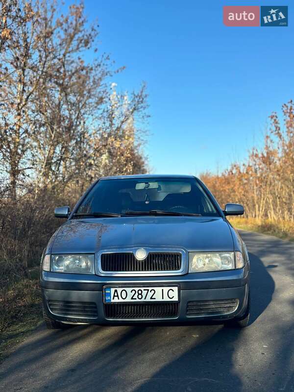 Лифтбек Skoda Octavia 2004 в Виноградове