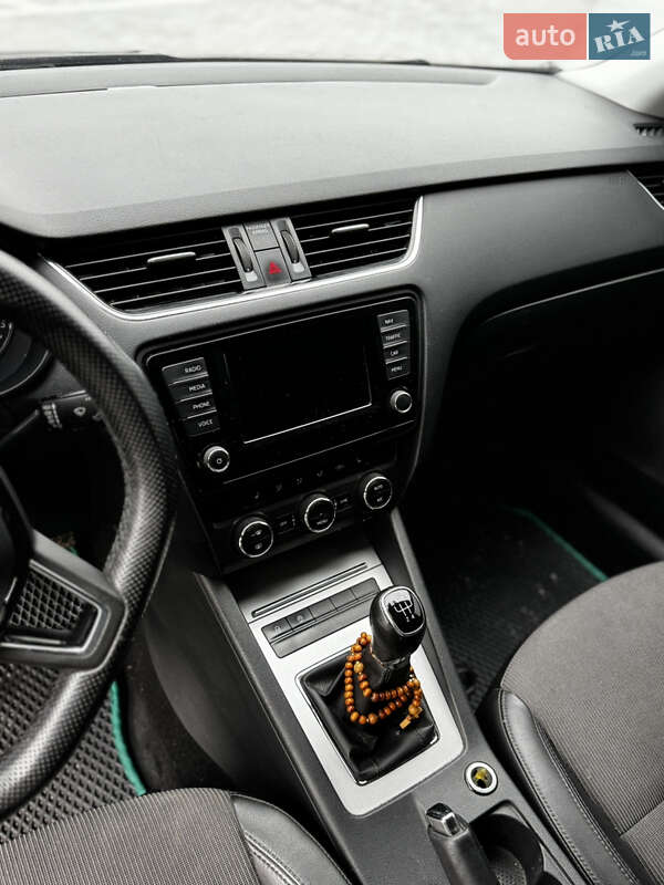 Универсал Skoda Octavia 2016 в Ивано-Франковске