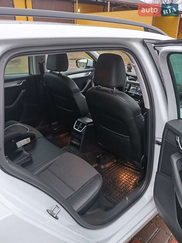 Універсал Skoda Octavia 2016 в Ізяславі