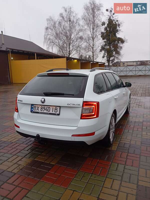 Універсал Skoda Octavia 2016 в Ізяславі