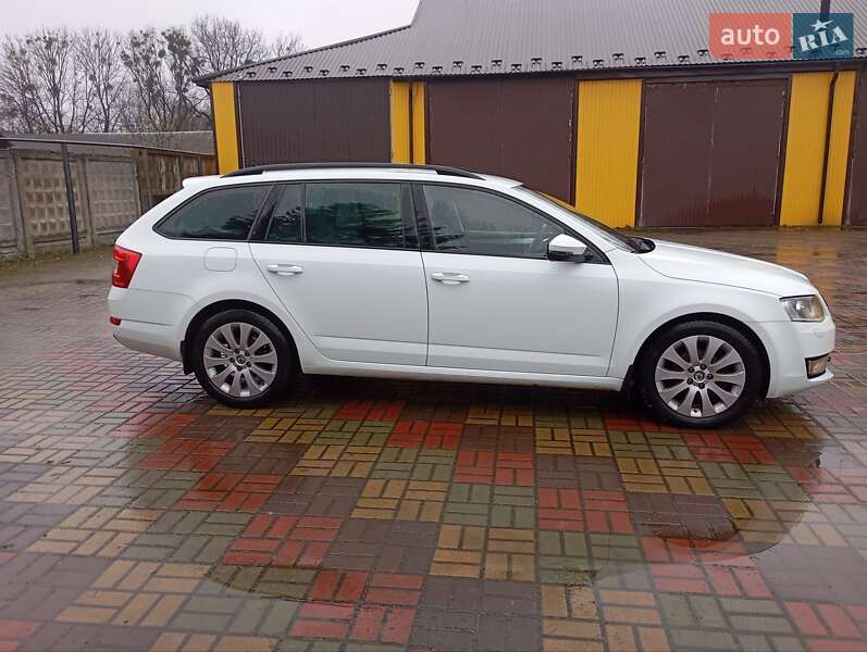 Універсал Skoda Octavia 2016 в Ізяславі